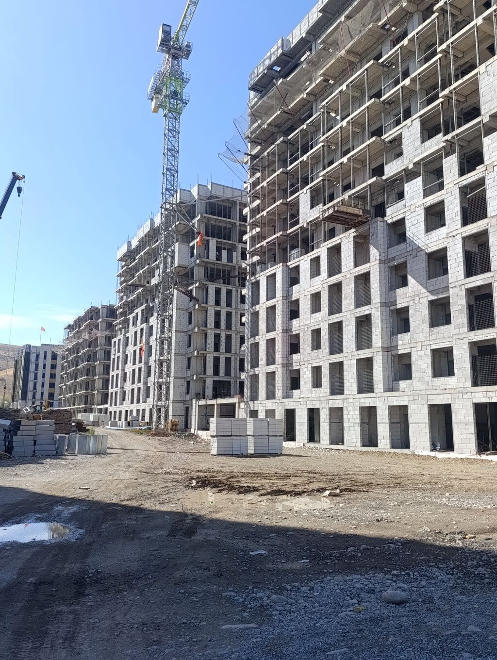 3 комнаты, 127 м², Орто-Сай с. Элитка, 6 этаж, ПСО (под самоотделку): фото 3