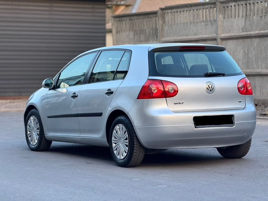 Volkswagen Golf V: 2006 г., 1.6 л, Механика, Бензин, Хэтчбэк: фото 6