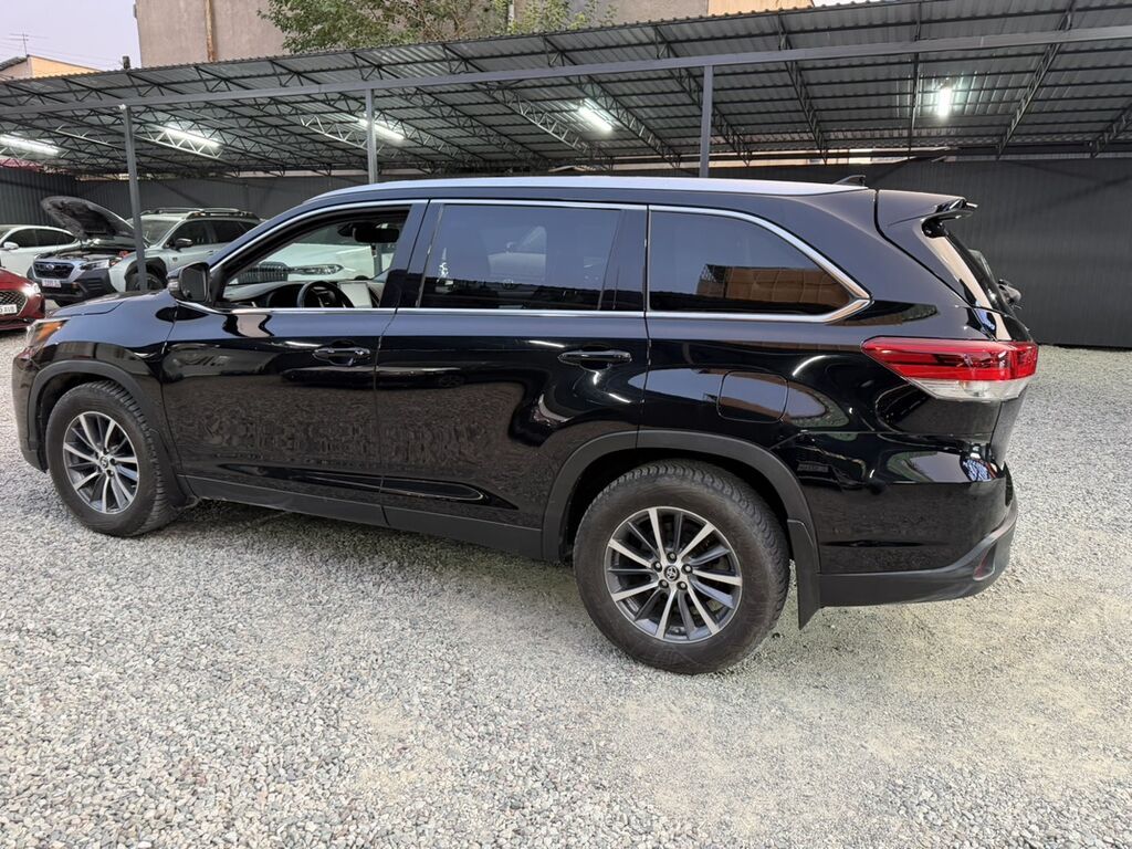 Toyota Highlander: 2019 г., 3.5 л, Автомат, Бензин, Кроссовер: фото 4