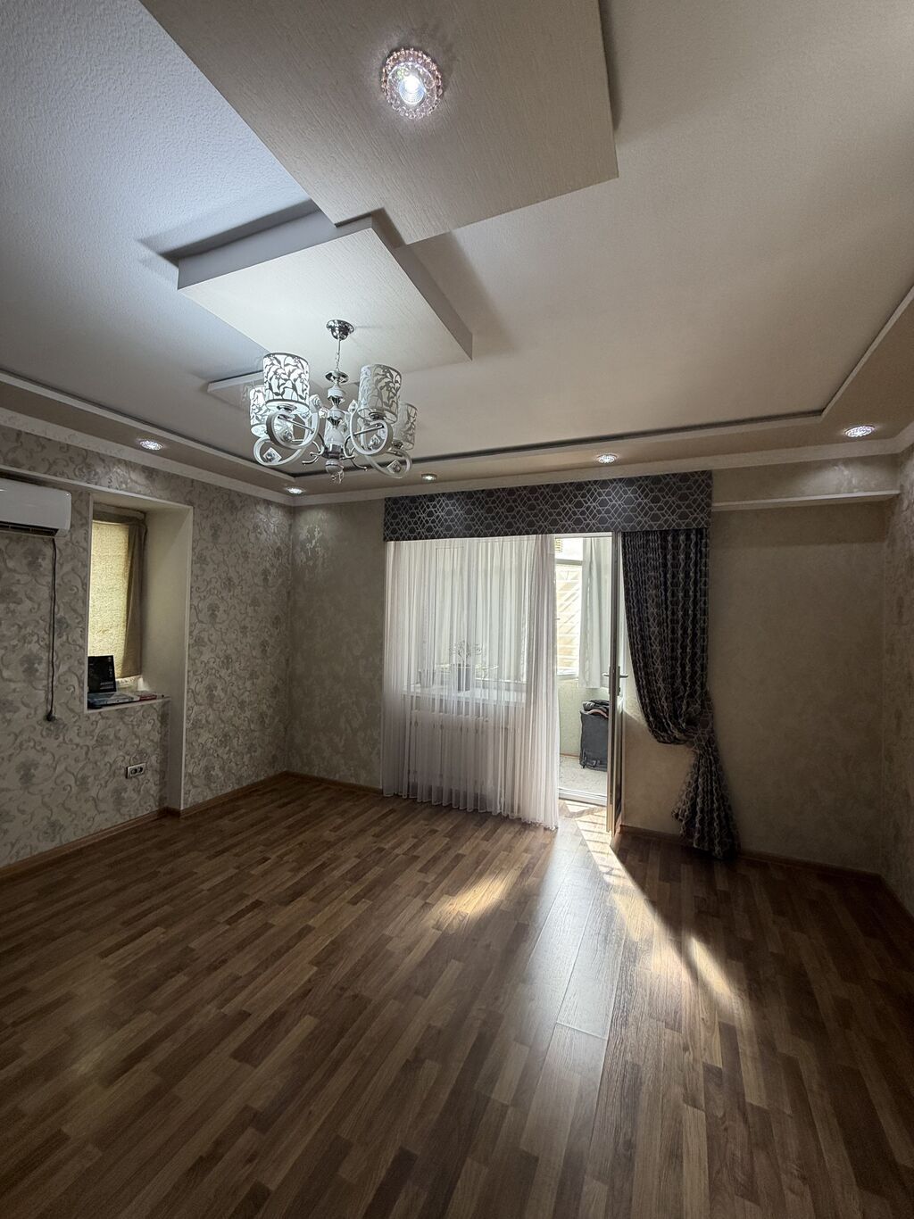 2 комнаты, 82 м², 7 мкр Элитка, 4 этаж, Евроремонт: фото 8