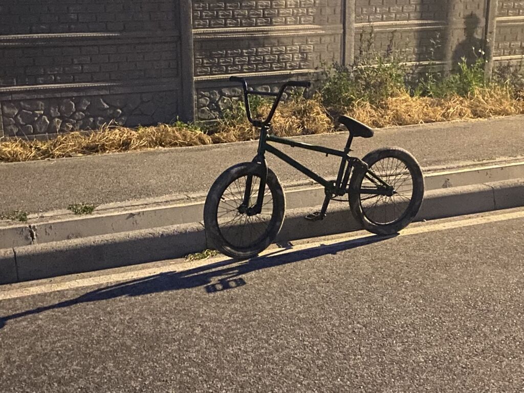 BMX велосипед для стрит/парка Рама-суброза Сальвадор 2022 Руль-кинк: фото 2