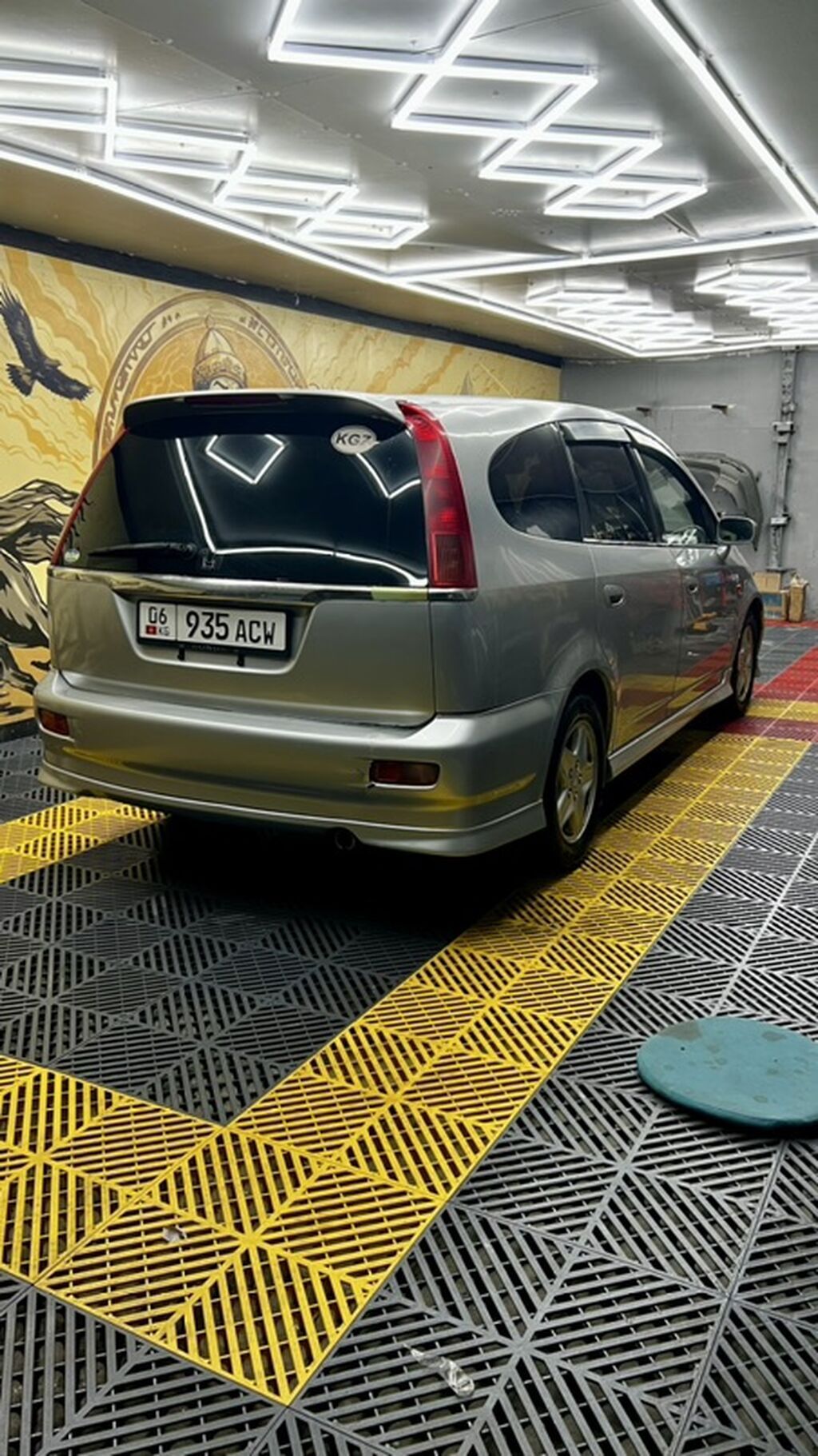 Honda Stream: 2001 г., Автомат, Бензин, Минивэн: фото 4