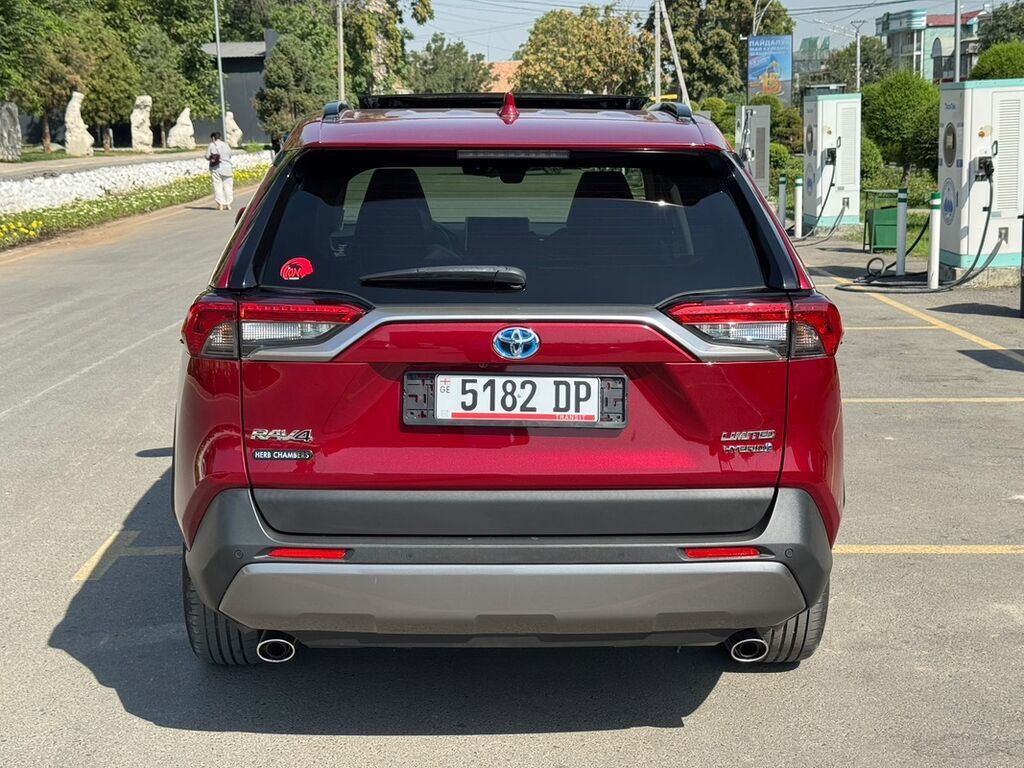 Toyota RAV4: 2020 г., Гибрид, Кроссовер: фото 7