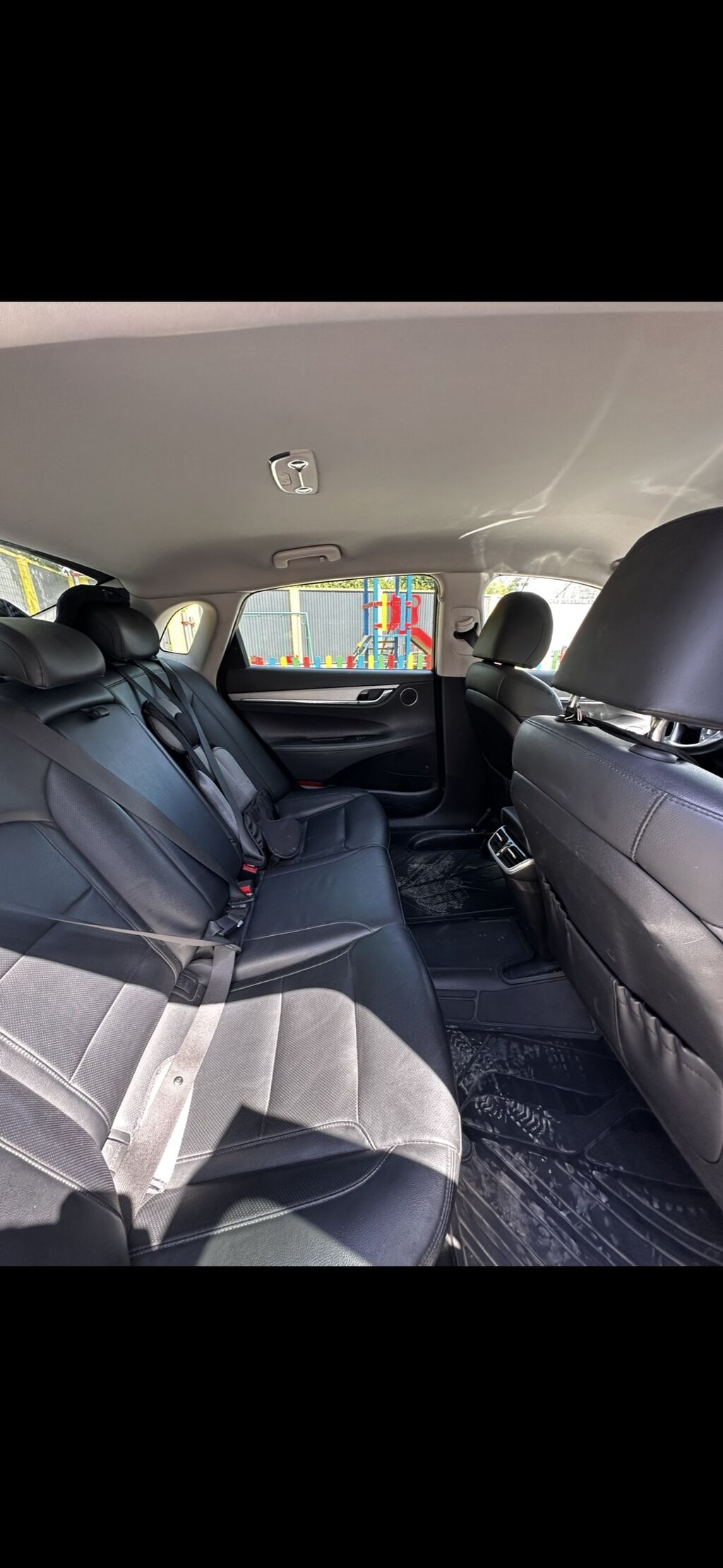 Hyundai Grandeur: 2022 г., 3 л, Автомат, Газ, Седан — фото 6