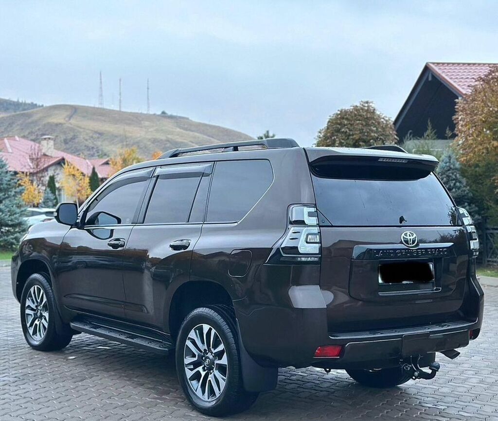 Toyota Land Cruiser Prado: 2022 г., 2.8 л, Автомат, Дизель, Внедорожник: фото 2