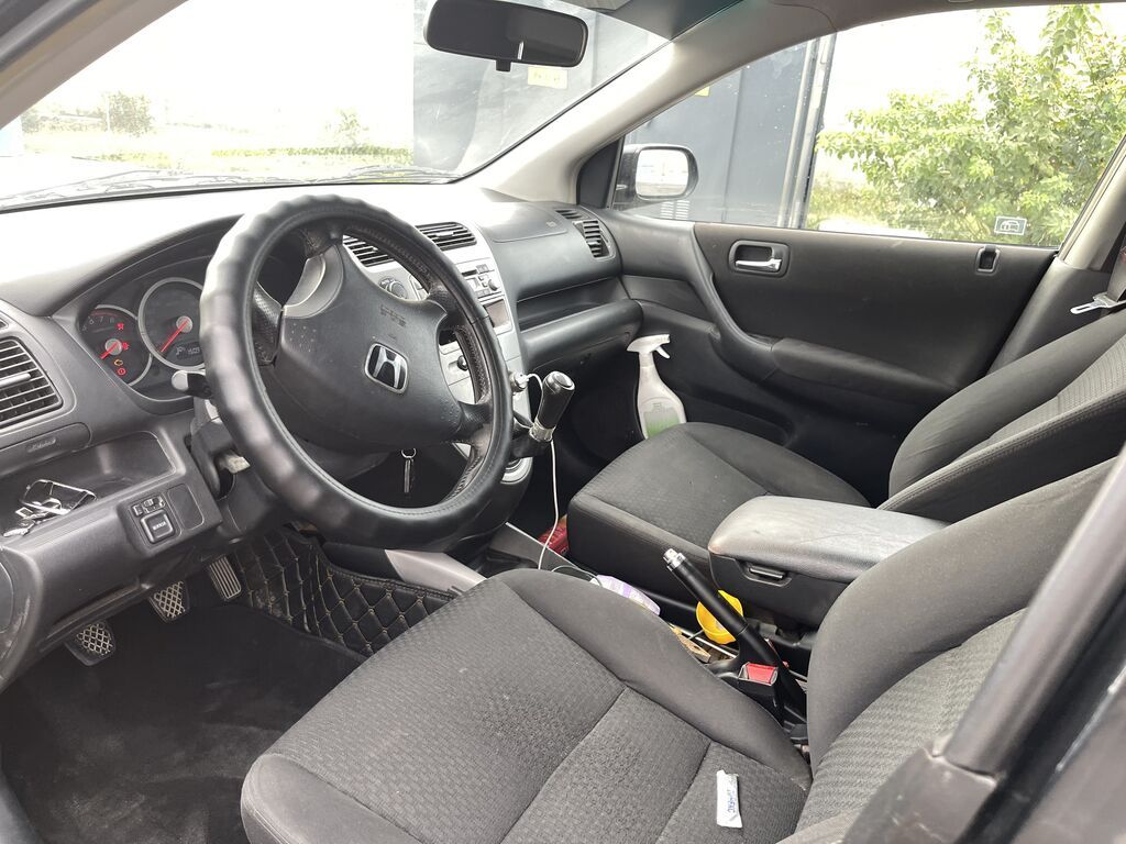Honda Civic: 2004 г., 1.7 л, Механика, Бензин: фото 3