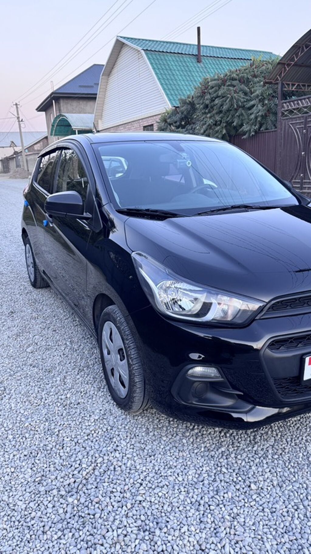 Chevrolet Spark: 2017 г., Автомат, Бензин, Хэтчбэк: фото 3
