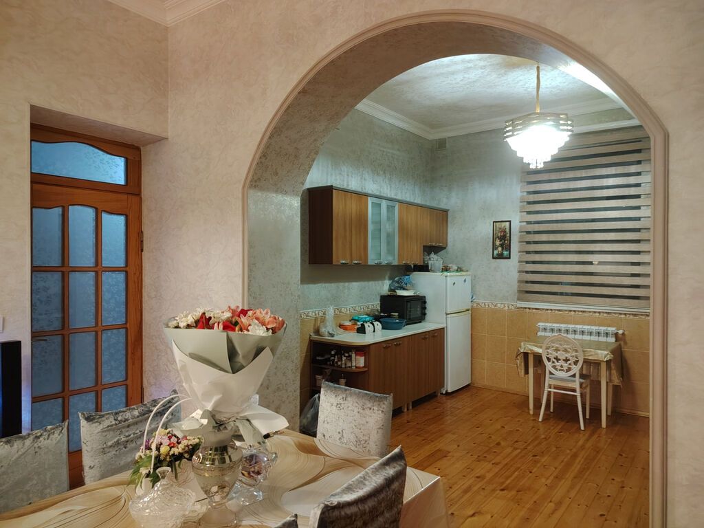 Sulutəpədə 6 otaqlı həyət evi satılır, 300 m², 210 000 AZN, şəkil 4 / 12