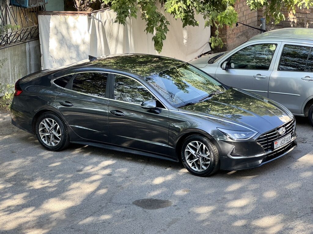 Hyundai Sonata: 2019 г., 2 л, Автомат, Газ, Седан: фото 1