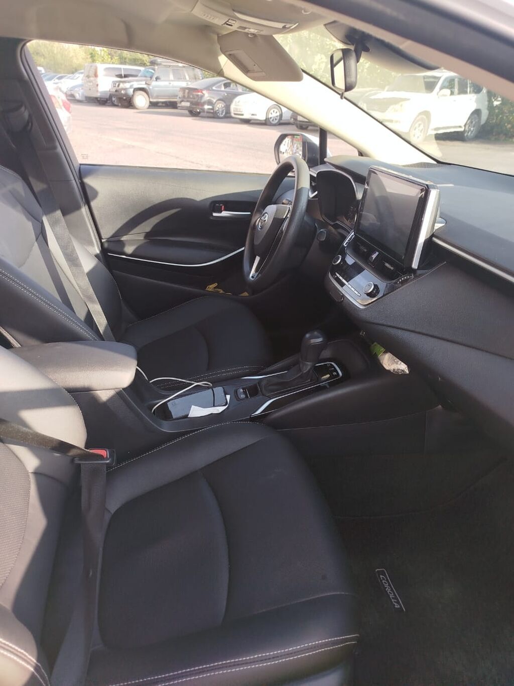 Toyota Corolla: 2021 г., 1.8 л, Вариатор, Гибрид, Седан: фото 5