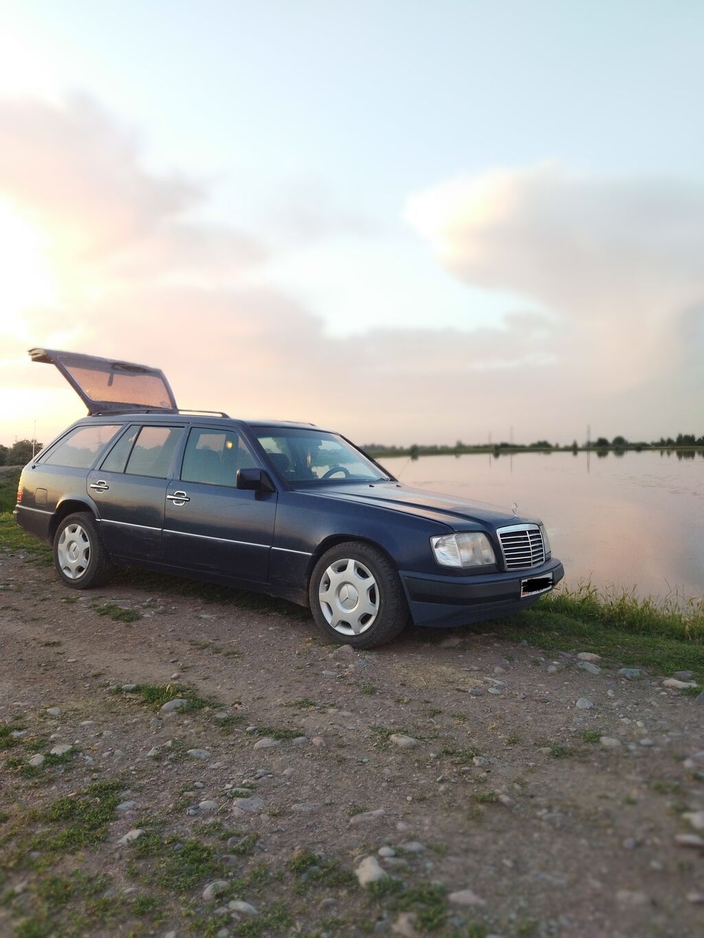 Mercedes-Benz W124: 1995 г., 2.8 л, Механика, Бензин, Универсал: фото 3