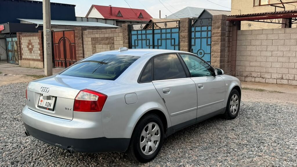 Audi A4: 2003 г., 1.8 л, Автомат, Бензин, Седан: фото 3