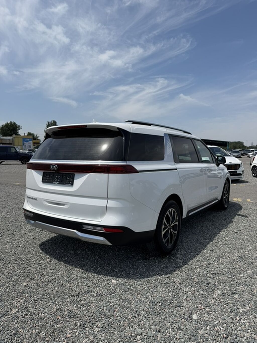 Kia Carnival: 2021 г., 2.2 л, Автомат, Дизель, Минивэн: фото 3