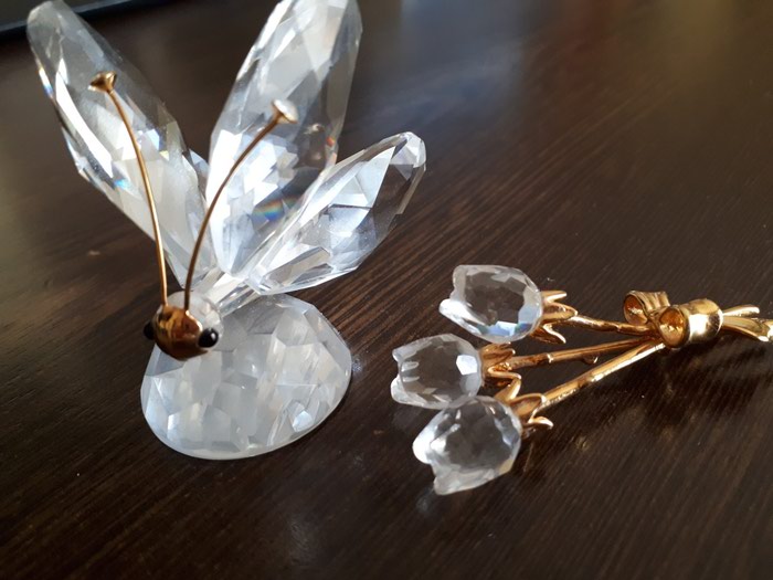 Άλλα προϊόντα διακόσμησης: Αυθεντικα swarovski. Δινονται σετ. σε lalafo.gr Αυθεντικα swarovski. Δινονται σετ. σε Υπόλοιπο Αττικής