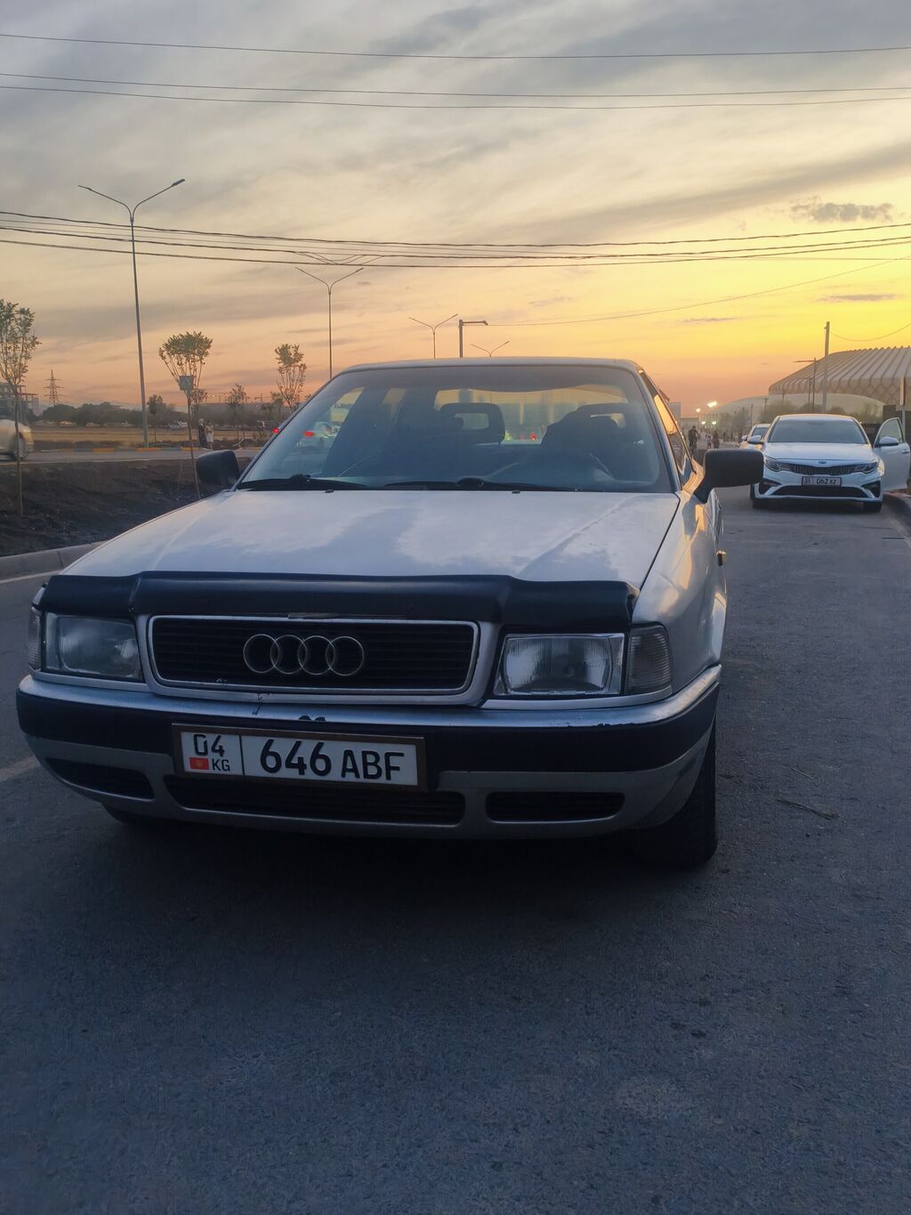 Audi 80: 1992 г., Седан: фото 2