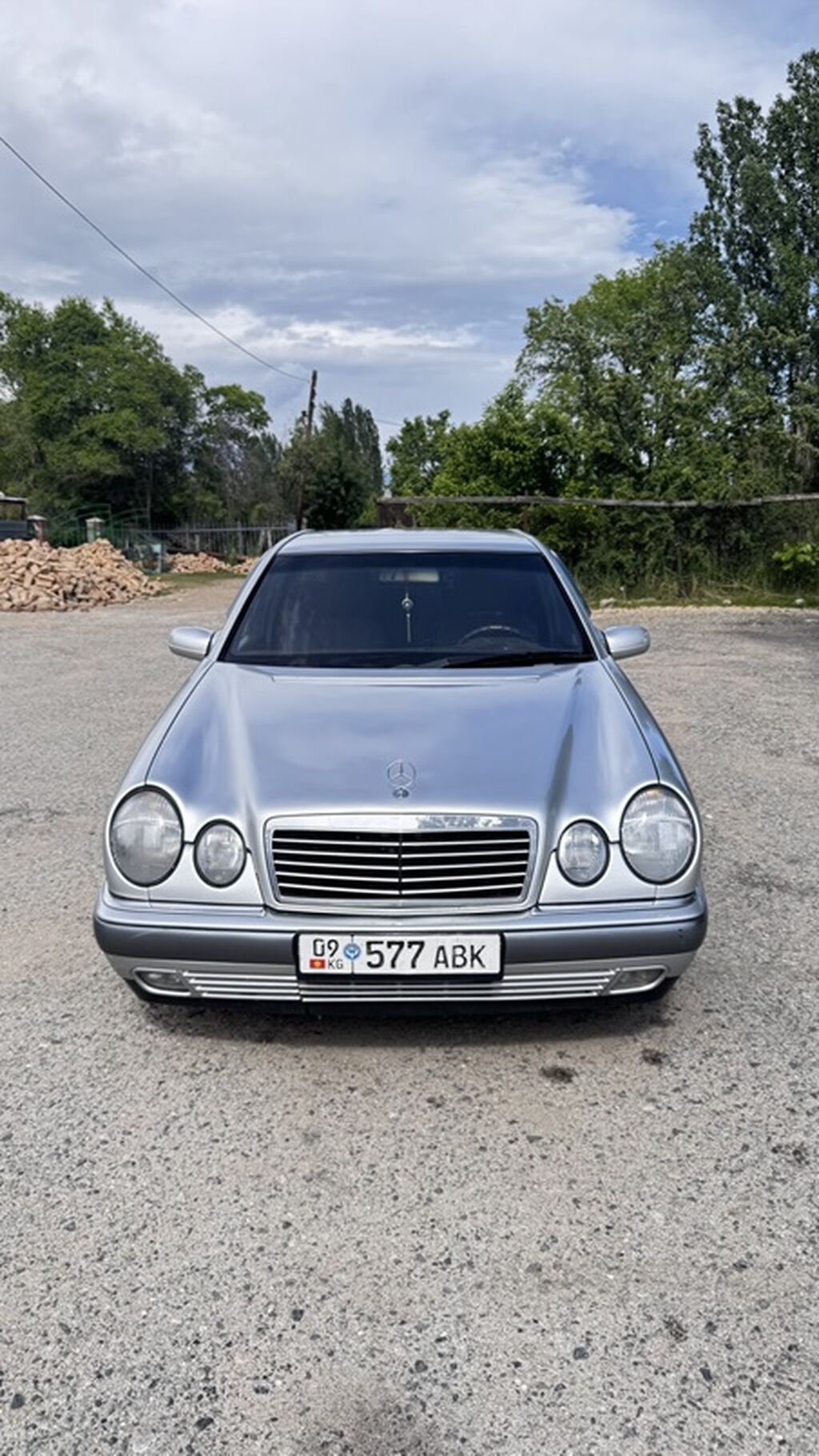 Mercedes-Benz E-Class: 1997 г., 2.3 л, Автомат, Бензин, Седан: фото 1