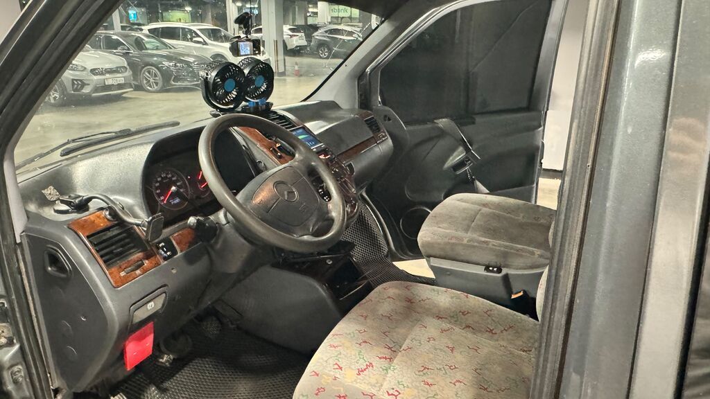 Mercedes-Benz Vito: 2003 г., 2 л, Автомат, Бензин, Минивэн: фото 8