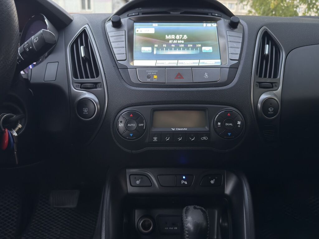Hyundai ix35: 2014 г., 2 л, Автомат, Бензин, Кроссовер: фото 7