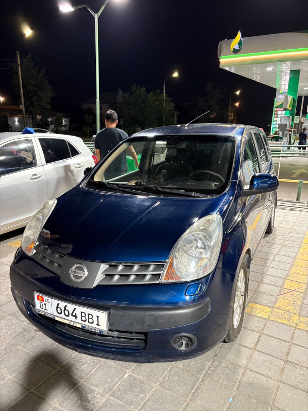 Nissan Note: 2006 г., 1.6 л, Автомат, Бензин, Хэтчбэк: фото 6