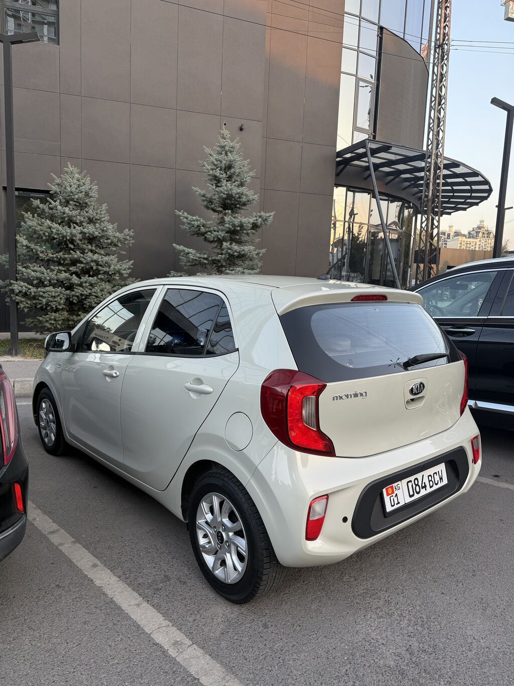 Kia Morning: 2018 г., 1 л, Автомат, Бензин, Хэтчбэк: фото 2