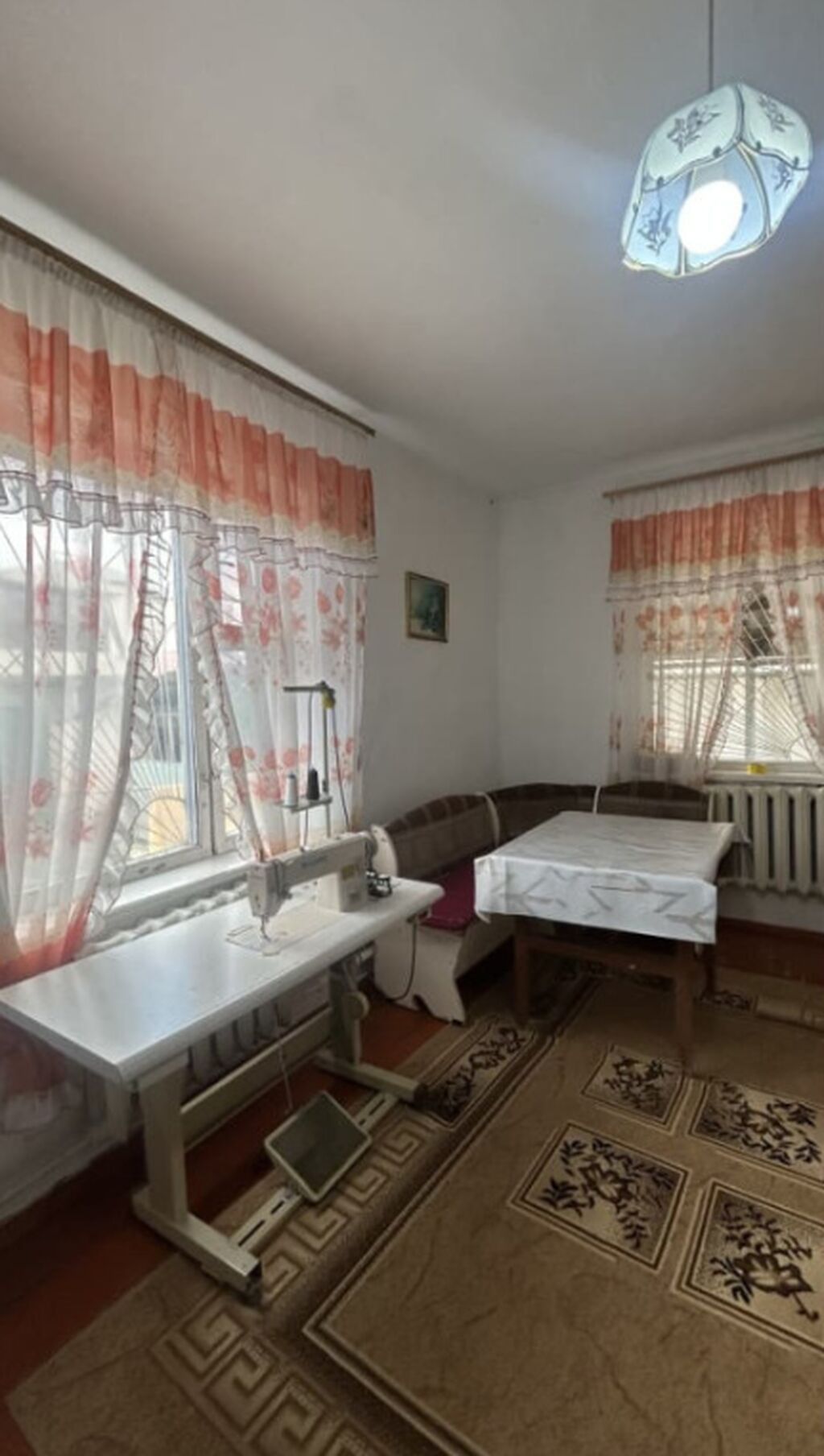 СРОЧНО ПРОДАЁТСЯ УЮТНЫЙ ДОМ В Ж/М АЛА-ТОО Ж/м Ала-Тоо Основные: фото 3