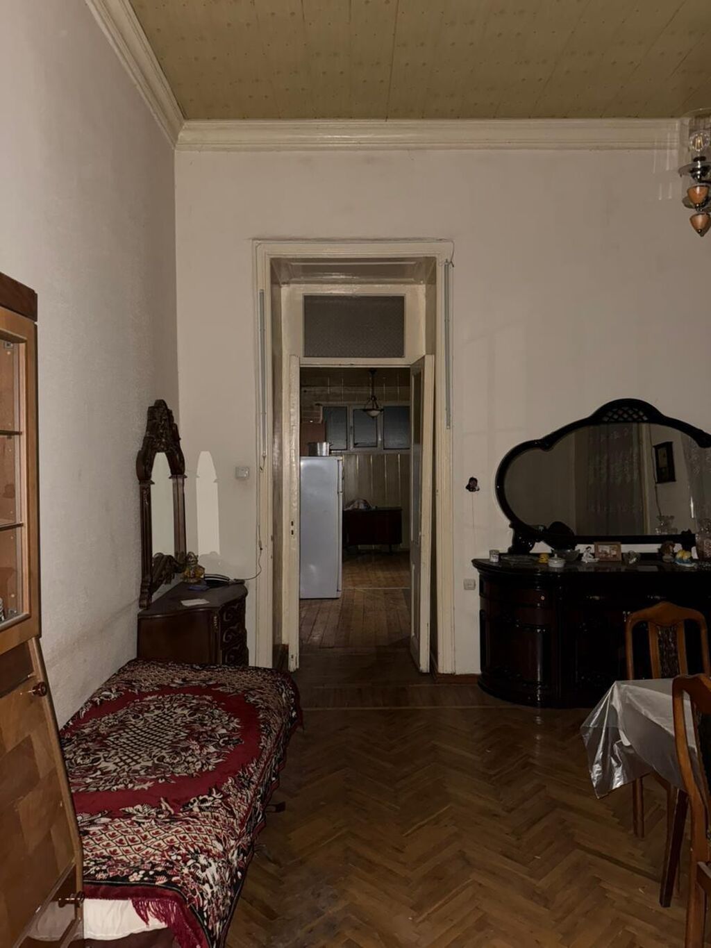 Bakı, 3 otaqlı, Köhnə tikili, m. Sahil, 51 kv. m