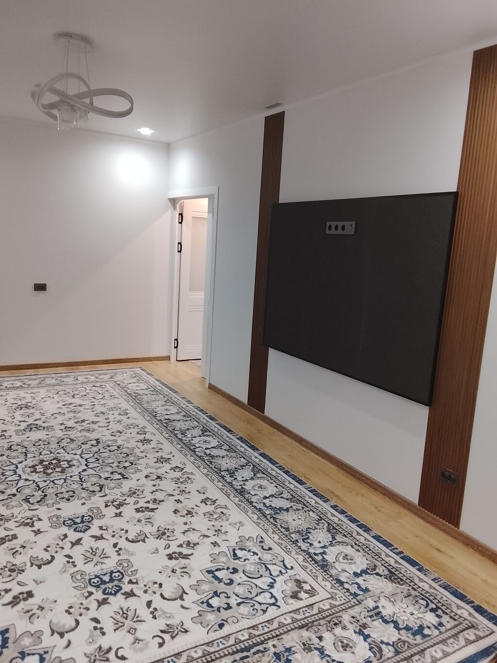 1 комната, 43 м², Киргизия 1 106 серия улучшенная, 5 этаж, Евроремонт: фото 2