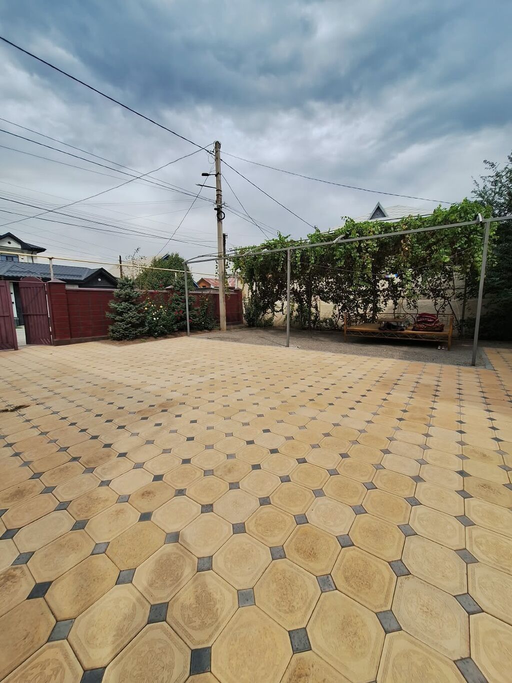 300 м², 6 комнат и более: фото 2