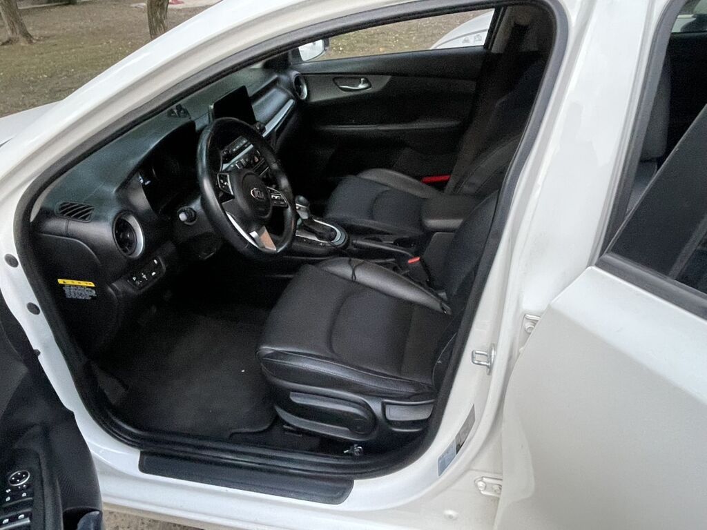 Kia K3: 2021 г., 1.6 л, Автомат, Бензин, Седан: фото 8