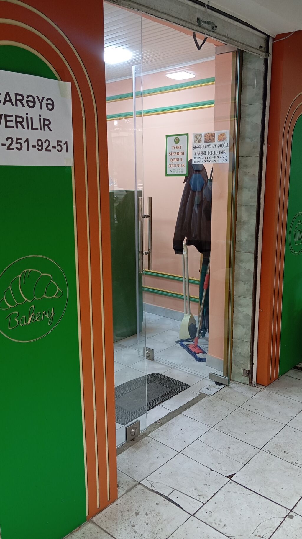 İcarəyə verilir Obyektin xüsusiyyətləri: - Hazır interyer: açıq rəng