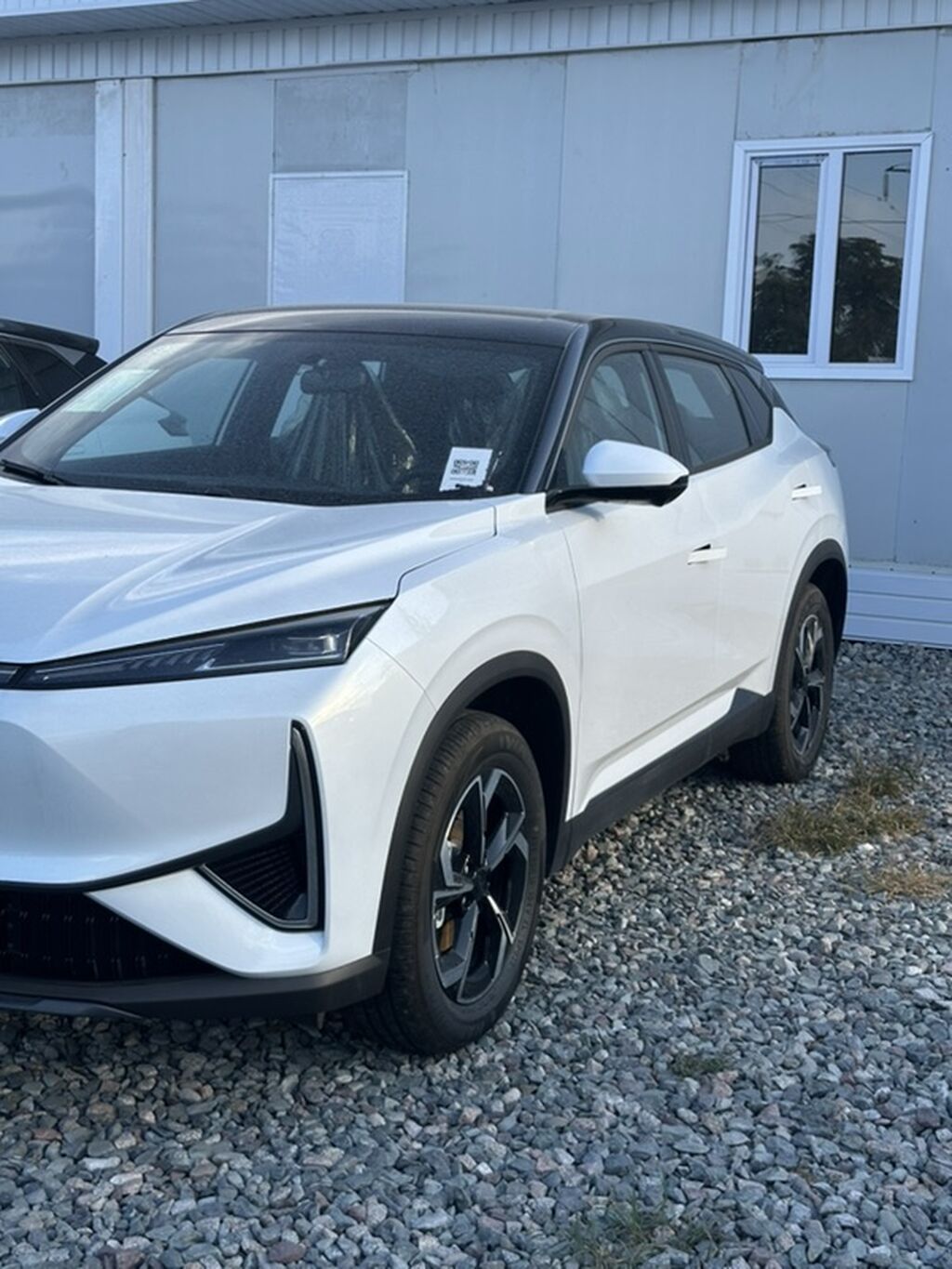 Dongfeng : 2026 г., Автомат, Электромобиль, Кроссовер: фото 2