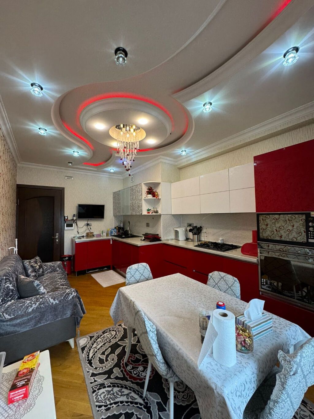 3 otaqlı, Yeni tikili, 138 kv. m