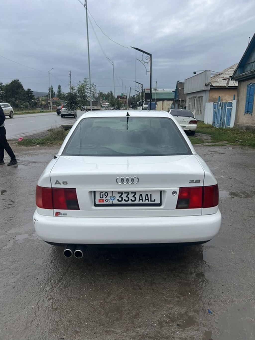 Audi A6: 1996 г., 2.6 л, Механика, Газ, Седан: фото 4