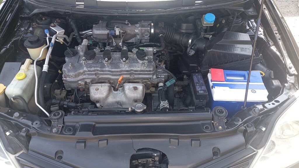 Nissan Primera: 2004 г., 1.8 л, Механика, Бензин, Седан: фото 5