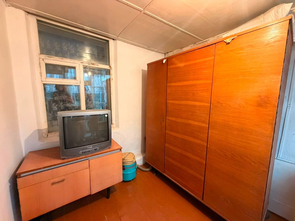ПРОДАЁТСЯ полдома В ЦЕНТРЕ БИШКЕКА на участке 3.5 сотки 113 000$: фото 6