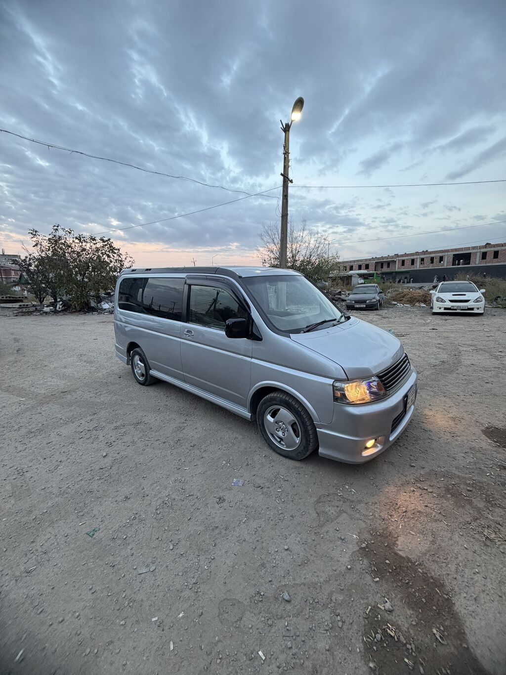 Honda Stepwgn: 2002 г., 2 л, Автомат, Газ, Универсал: фото 3