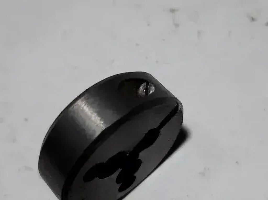 Nareznice: Nareznica M3,5x0,6 stelujuca Stara proizvodnja Bez ostecenja 🧰