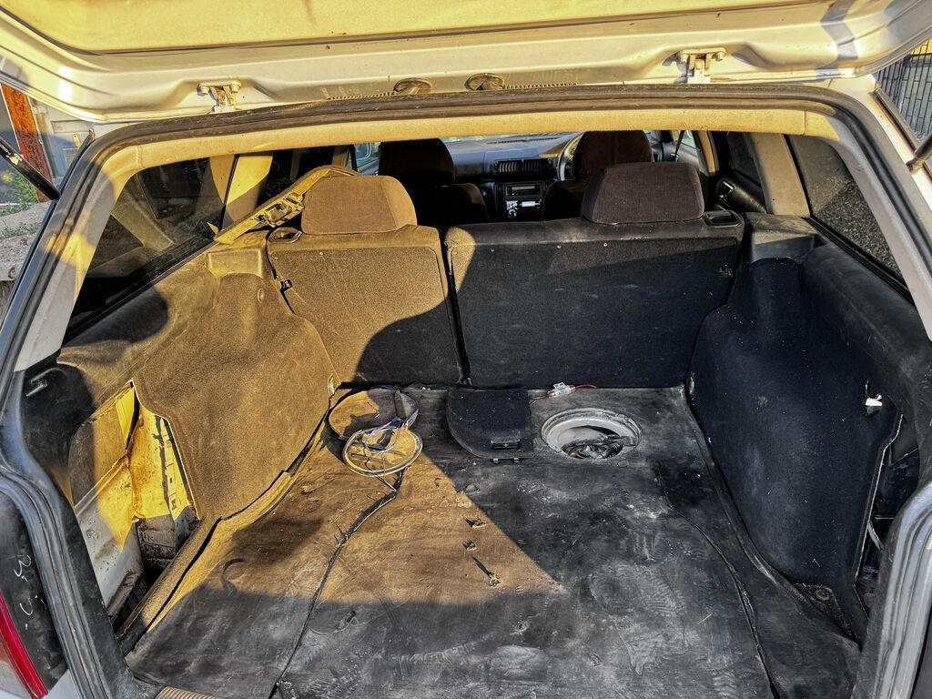 Volkswagen Passat Variant: 1999 г., 1.8 л, Механика, Бензин, Универсал: фото 6