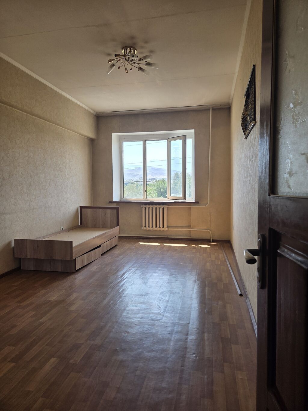 4 комнаты, 84 м², Индивидуалка, 4 этаж, Косметический ремонт: фото 4