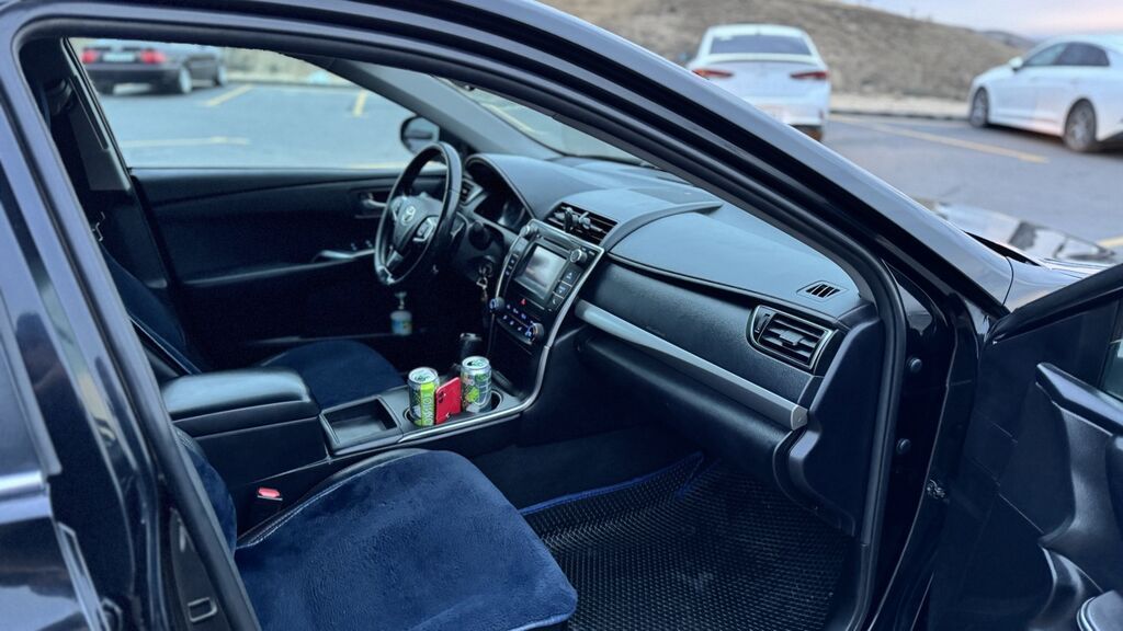 Toyota Camry: 2016 г., 2.5 л, Автомат, Бензин, Седан: фото 8