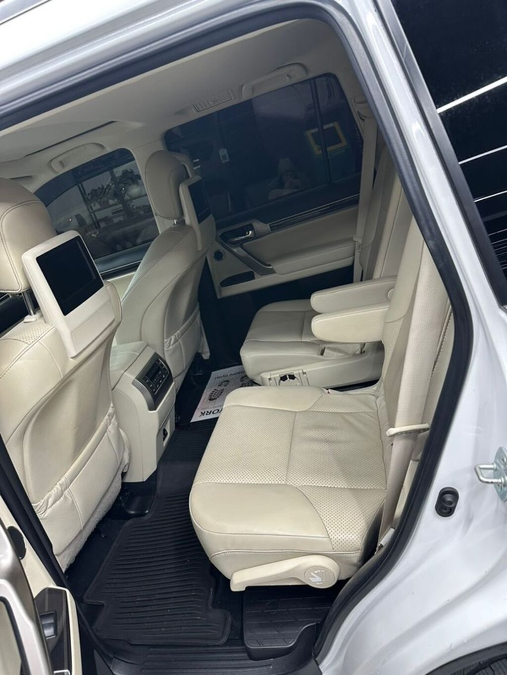 Lexus GX: 2020 г., 4.6 л, Бензин, Внедорожник: фото 7