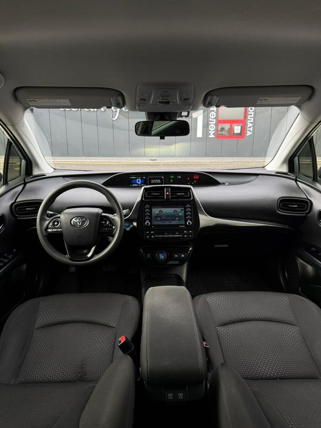 Toyota Prius: 2021 г., Автомат, Гибрид, Лифтбек: фото 7