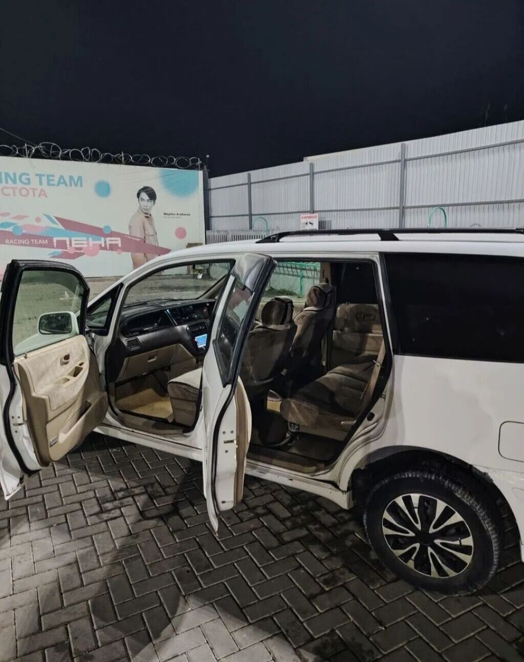 Honda Odyssey: 1995 г., 2.2 л, Автомат, Бензин, Минивэн: фото 5