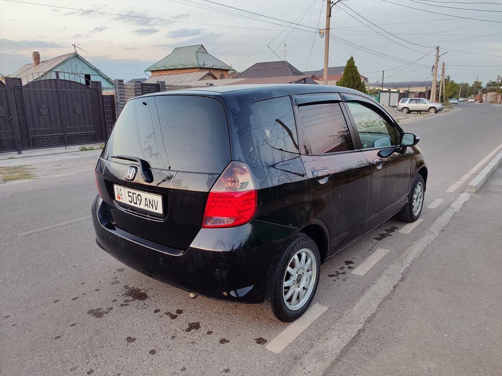 Honda Fit: 2006 г., 1.4 л, Вариатор, Бензин, Хэтчбэк: фото 6