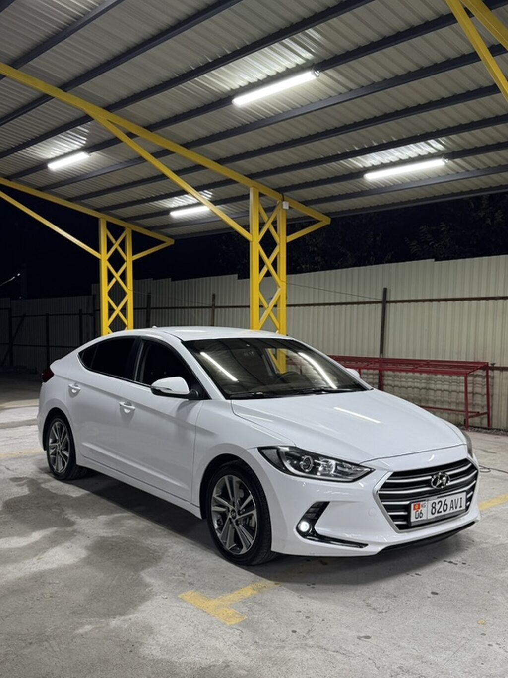 Hyundai Avante: 2018 г., 1.6 л, Автомат, Бензин, Седан: фото 2