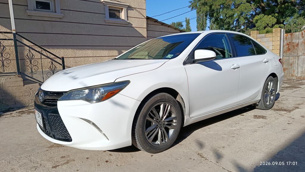 Toyota Camry: 2015 г., 2.5 л, Автомат, Бензин, Седан: фото 2