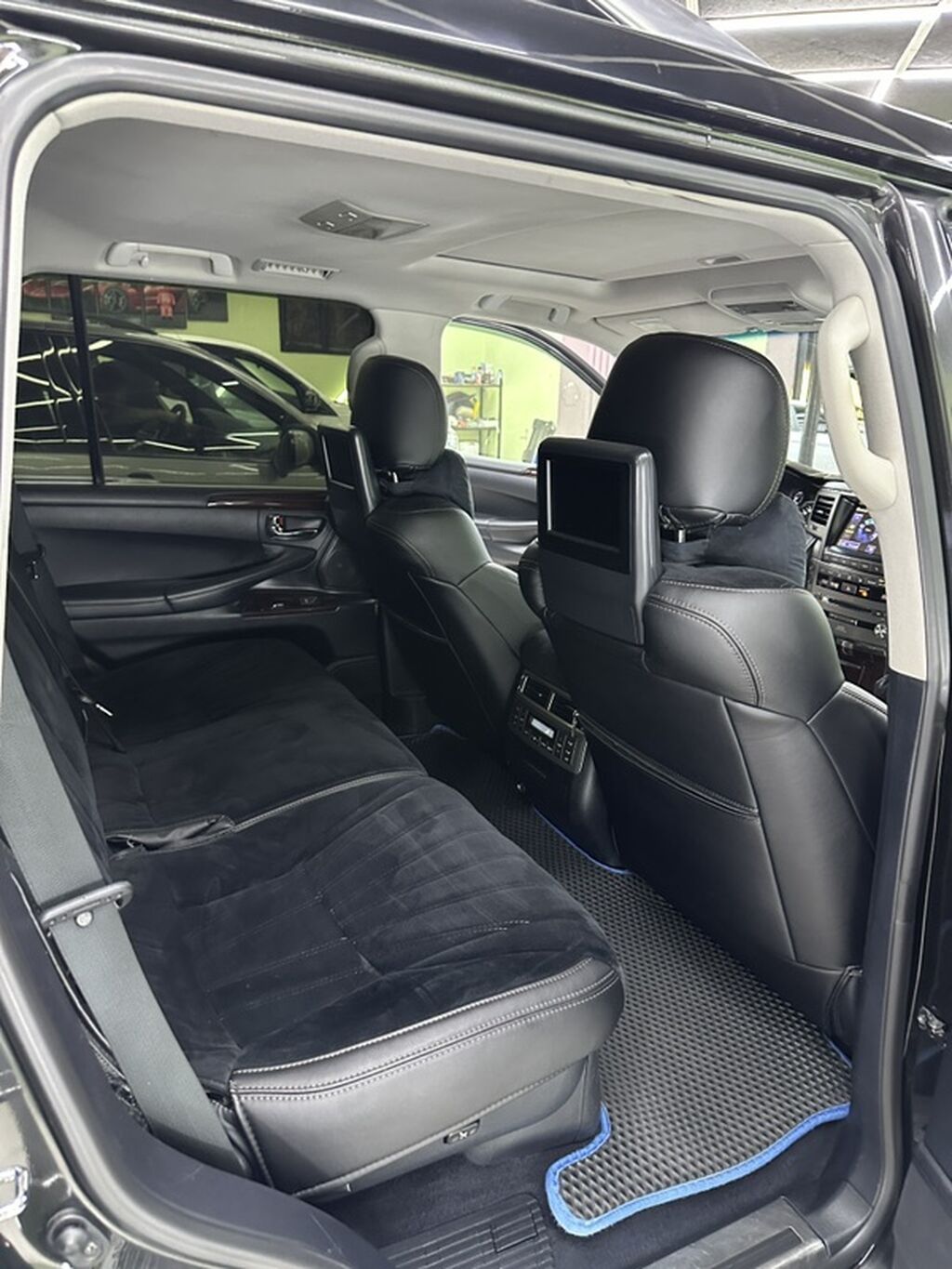 Lexus LX: 2013 г., 5.7 л, Автомат, Газ, Внедорожник: фото 7