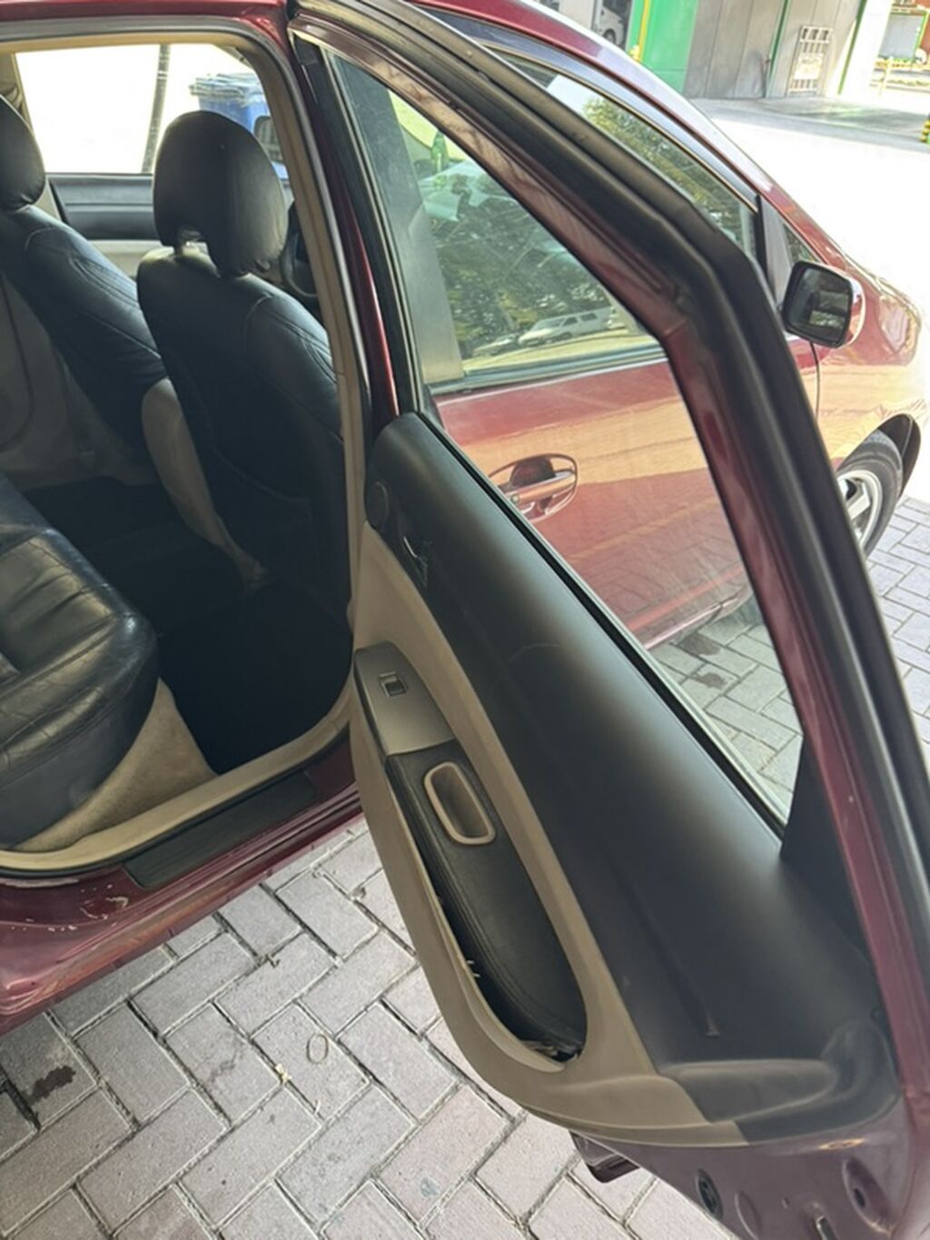 Toyota Prius: 2004 г., 1.5 л, Вариатор, Гибрид, Лифтбек: фото 4