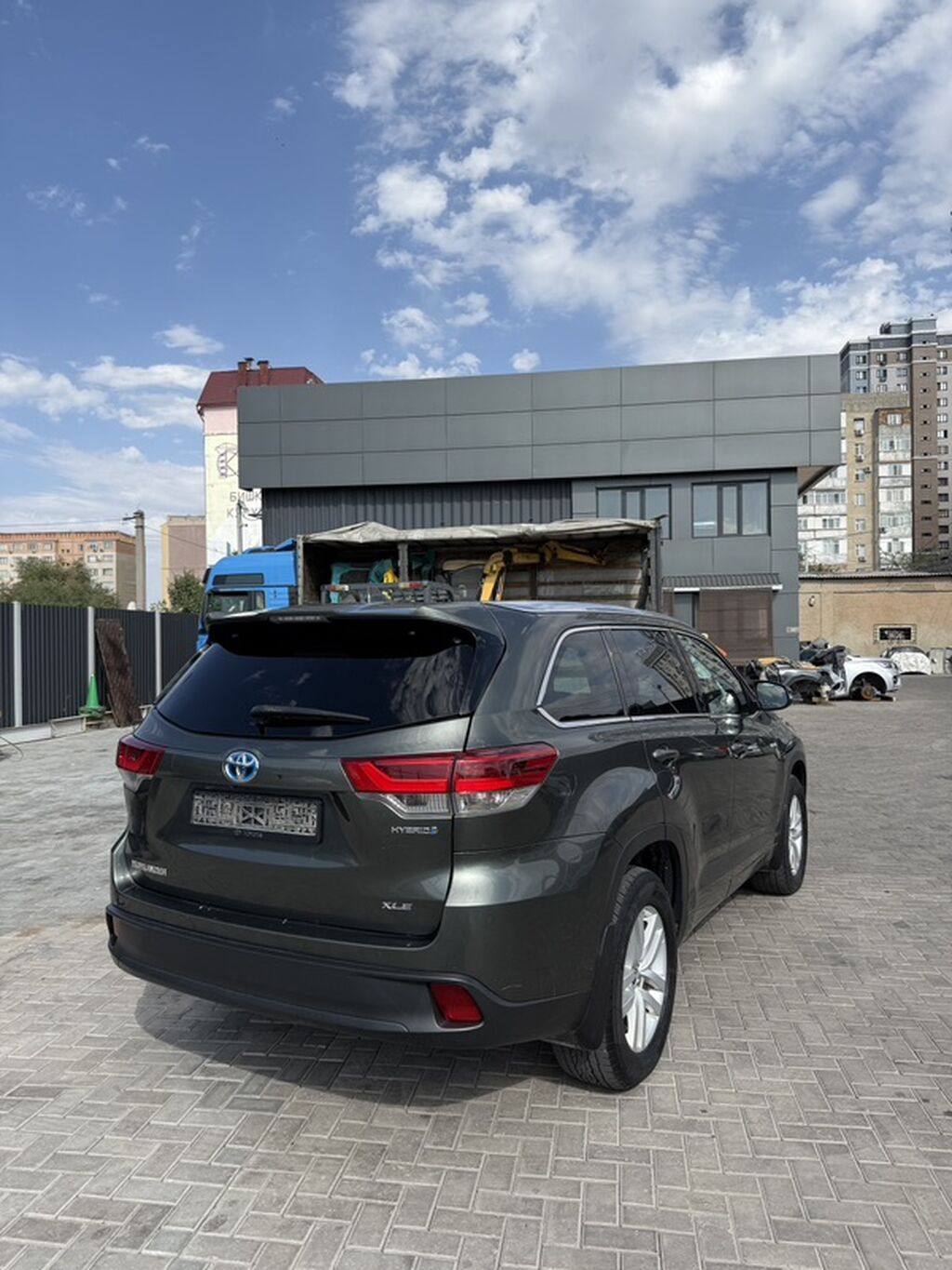 Toyota Highlander: 2018 г., 3.5 л, Автомат, Гибрид, Кроссовер: фото 4