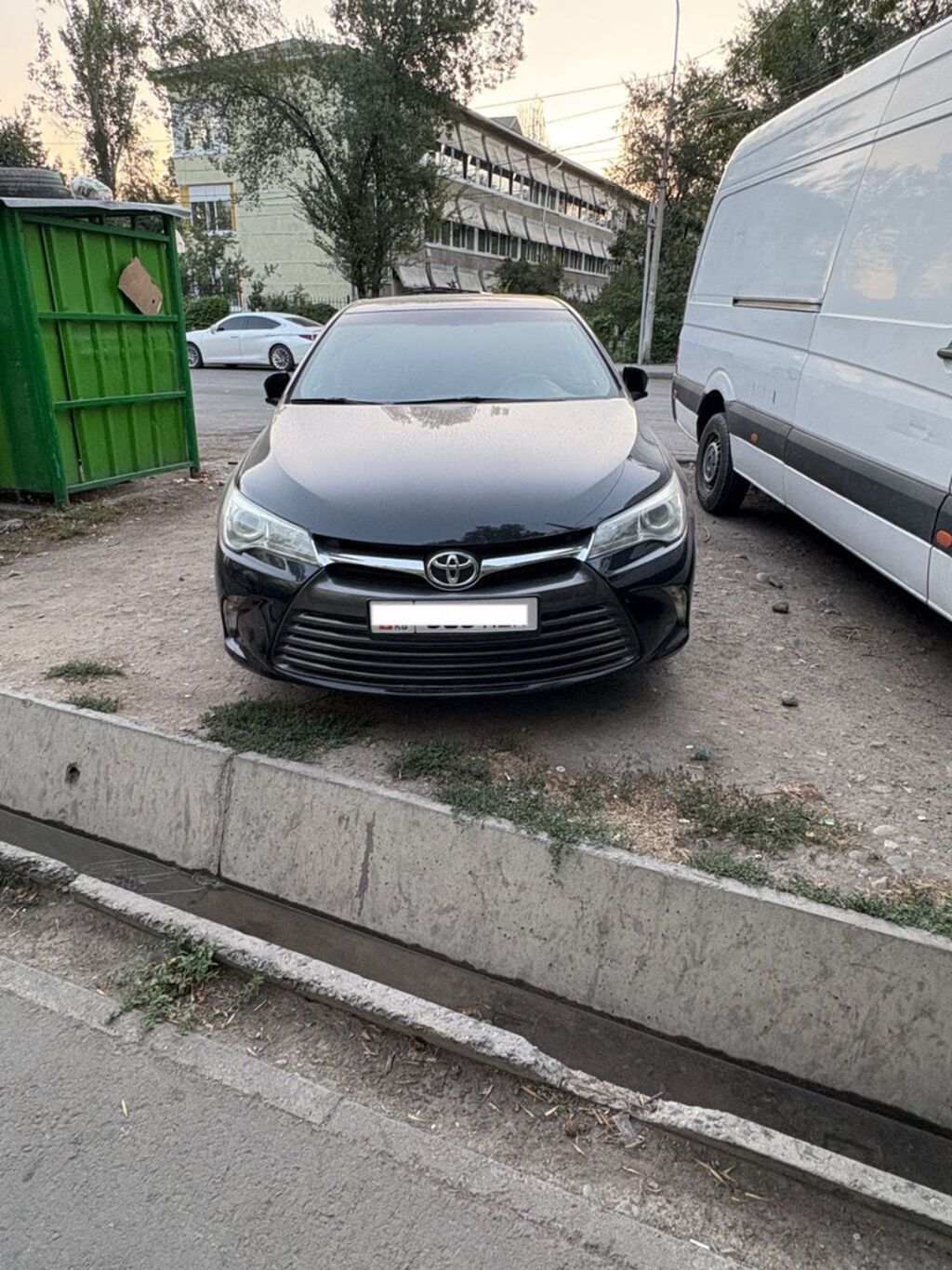 Toyota Camry: 2016 г., Седан: фото 3